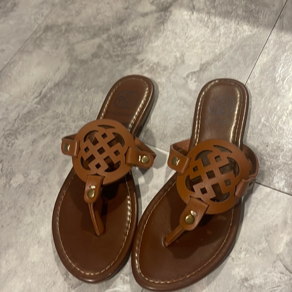 Daisy Fuentes 6m worn once.